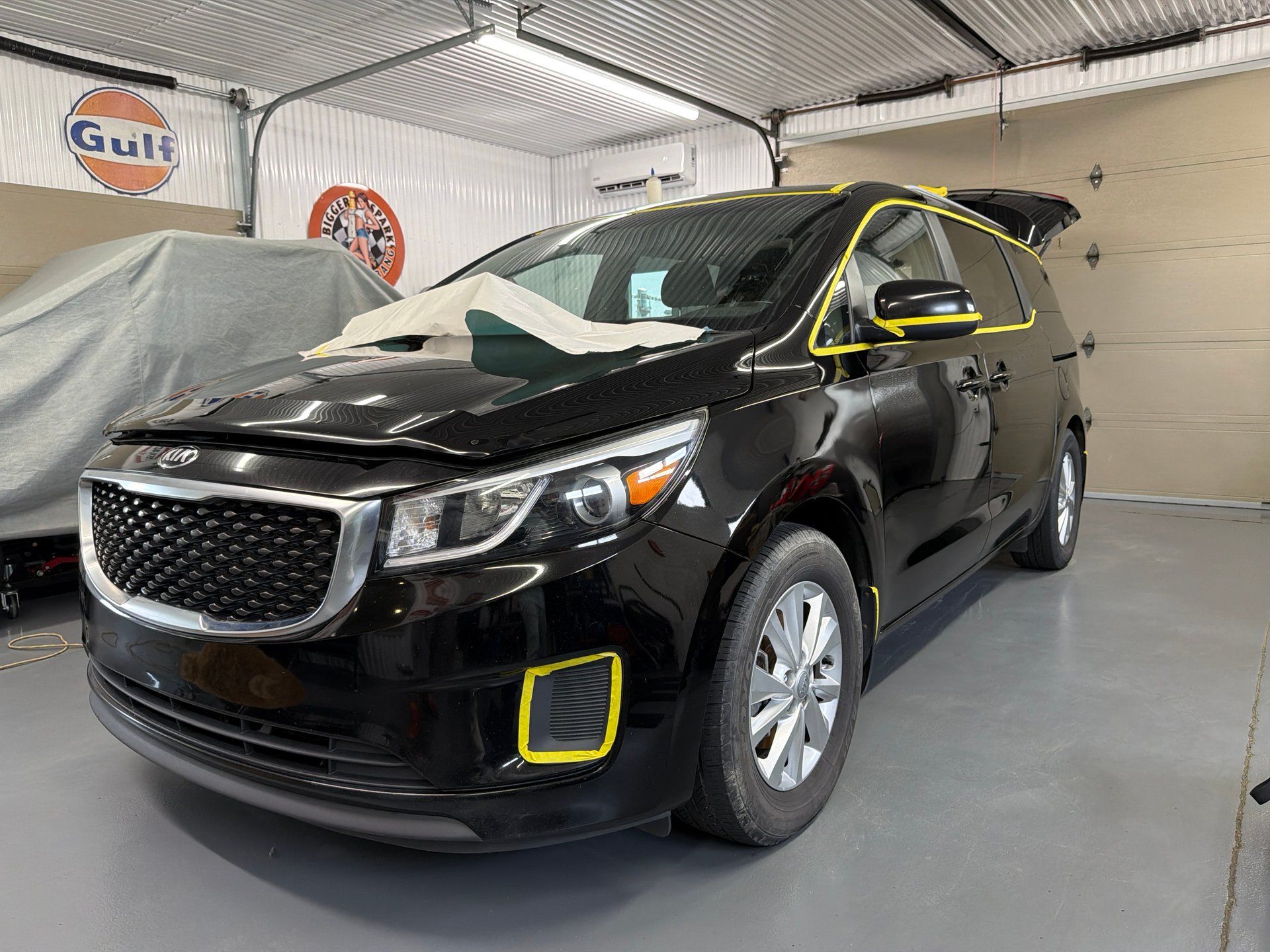 Kia Sedona 2015 - Thumbnail 1